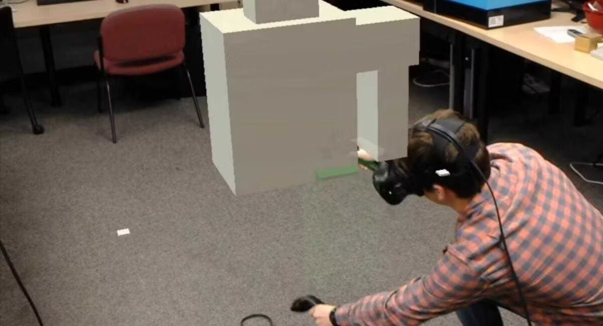hololens htc vive title itz