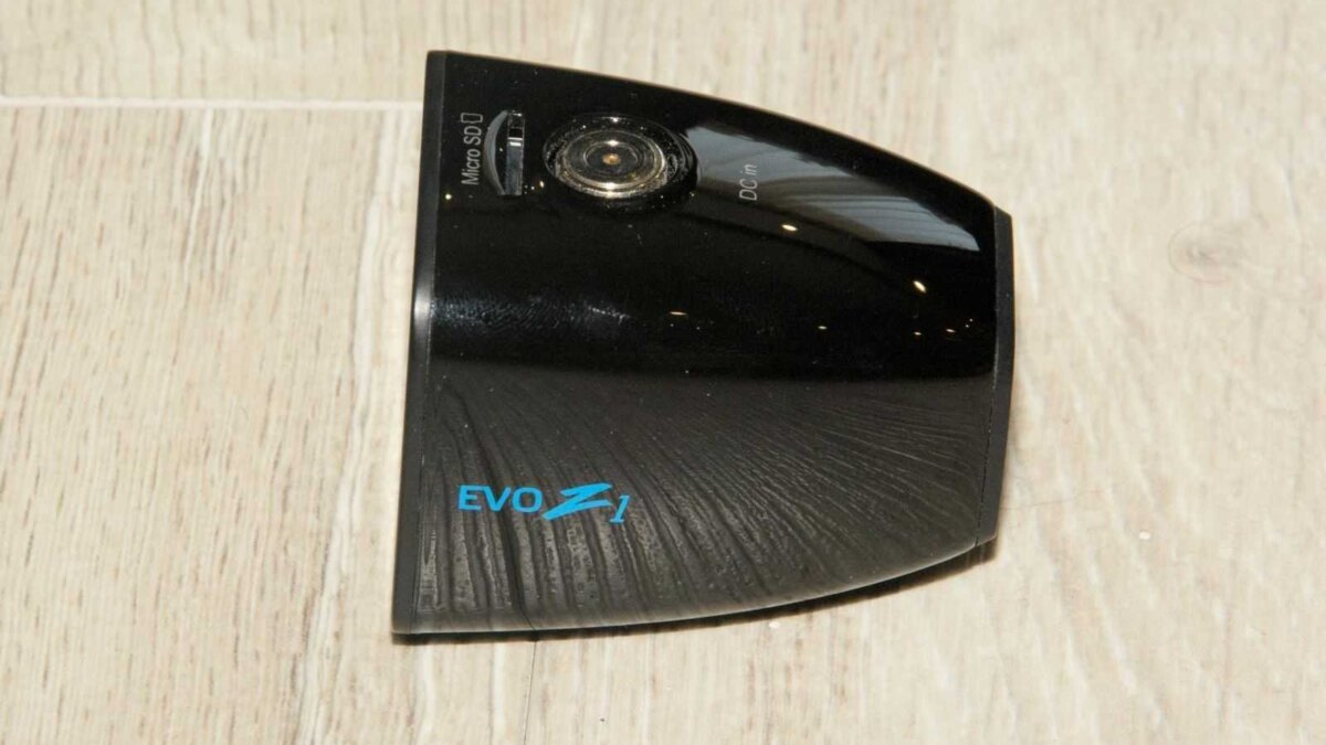 DSC 2210