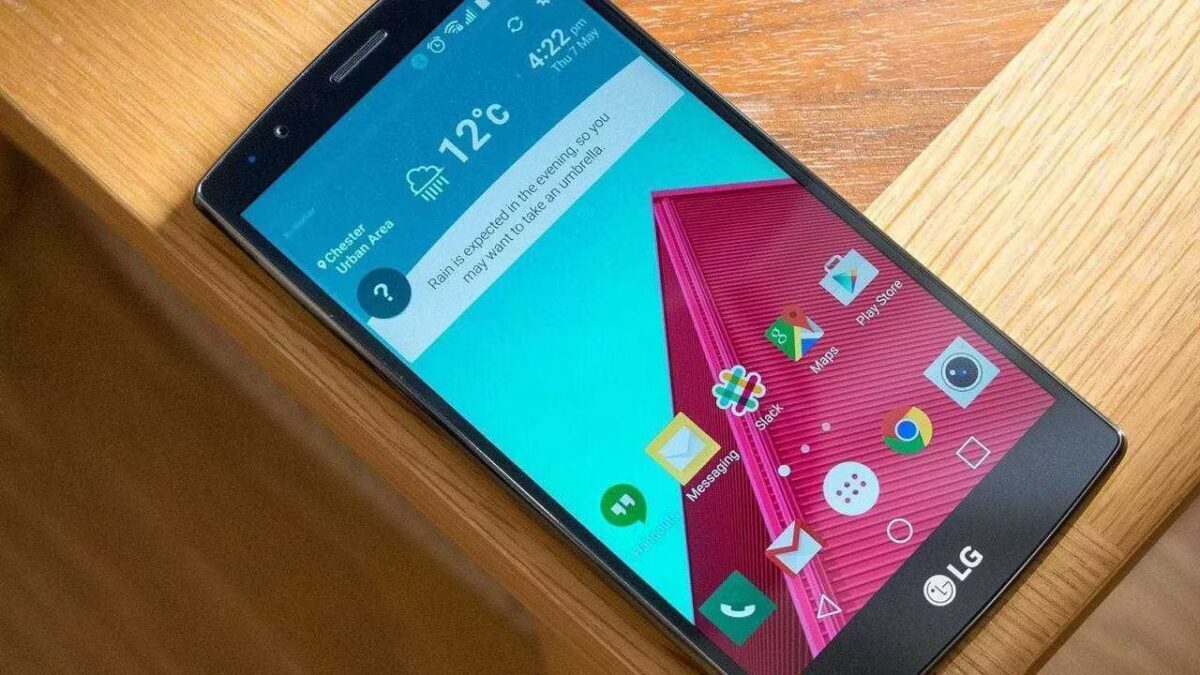 Смартфон LG G6 с ярким дисплеем и интерфейсом