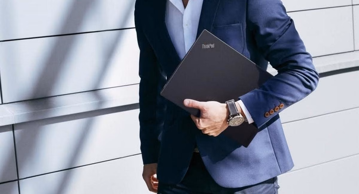 Самый тонкий ультрабук Lenovo ThinkPad X1 Carbon официально в СНГ 2 Lenovo ThinkPad X1 Carbon 4