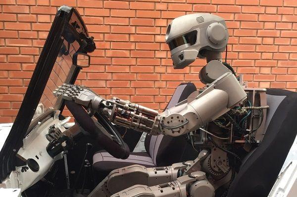 robot fedor konkurs