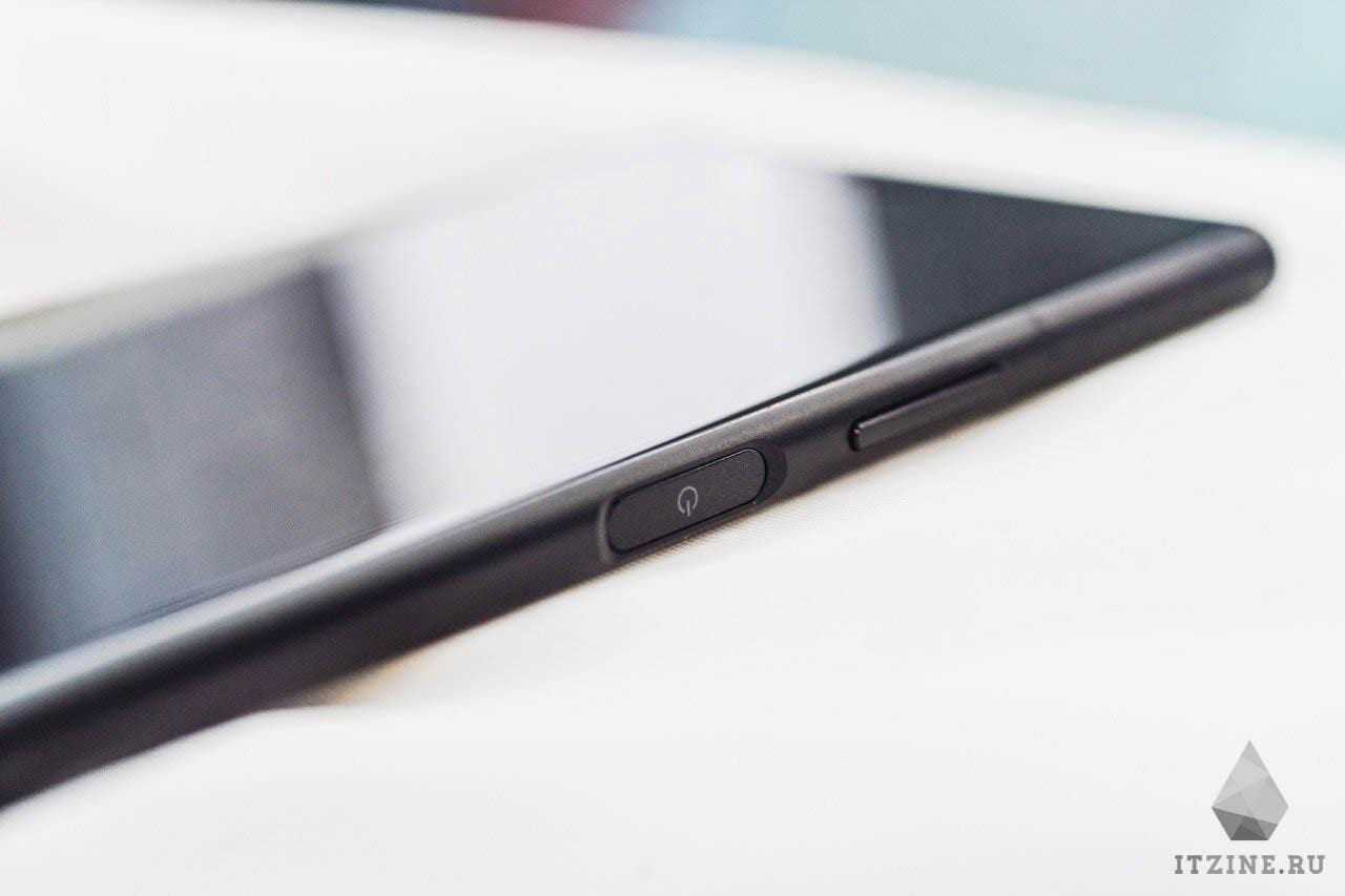 Кнопка включения Sony Xperia XZ1