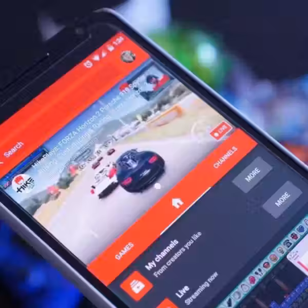 YouTube Live 32