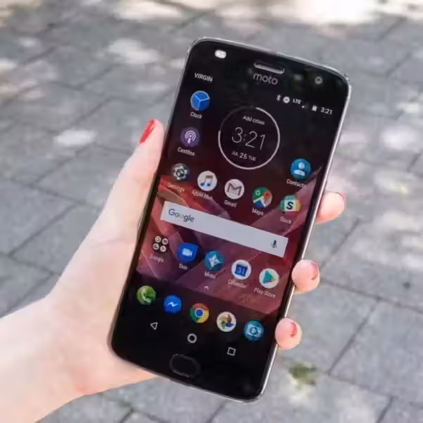 moto z2 play header nwm 1