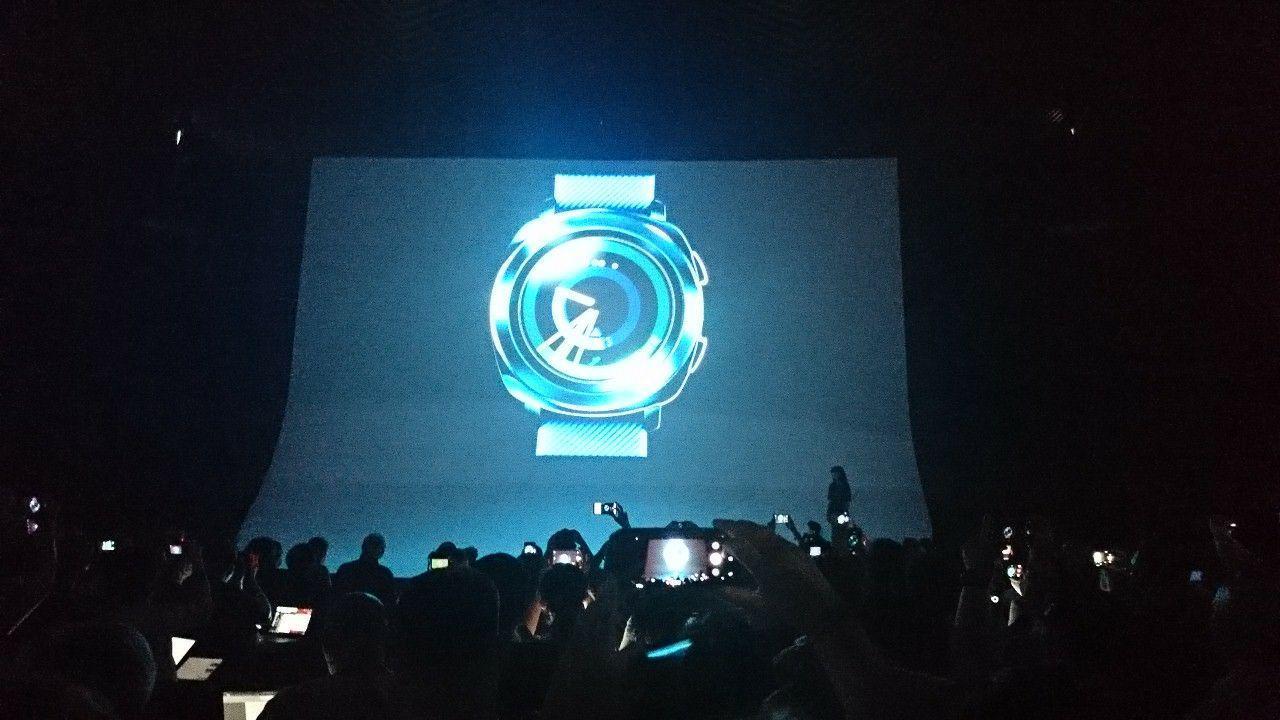 IFA 2017. Samsung переосмыслил умные часы Gear Sport 8 photo 2017 08 30 21 33 30