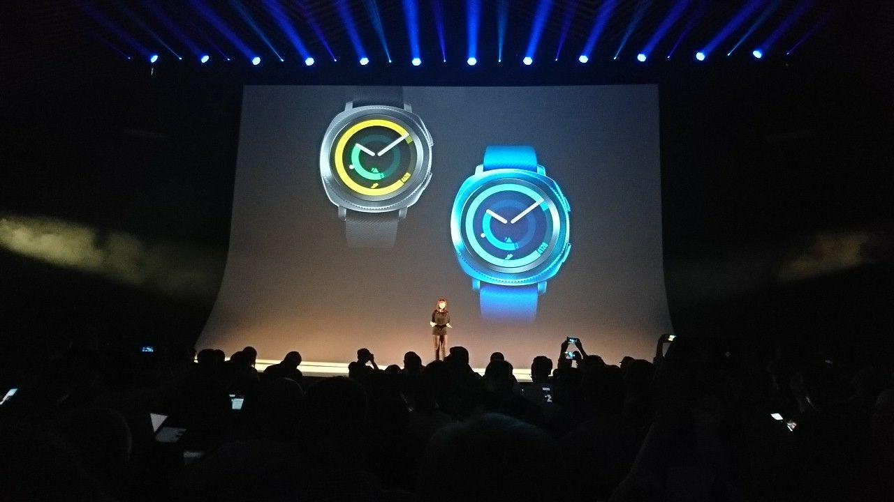 IFA 2017. Samsung переосмыслил умные часы Gear Sport 9 photo 2017 08 30 21 34 37