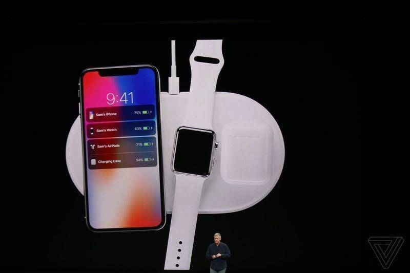 Apple iPhone X и Apple Watch на магнитной зарядке