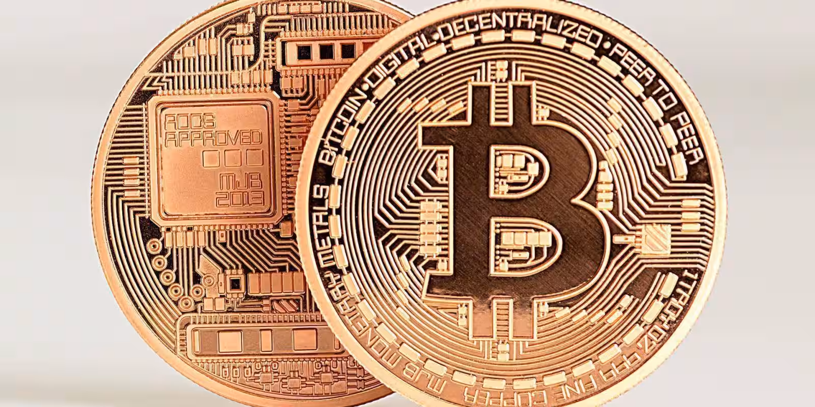 Курс биткоина "перевалил" за $10 тысяч 2 bitcoin