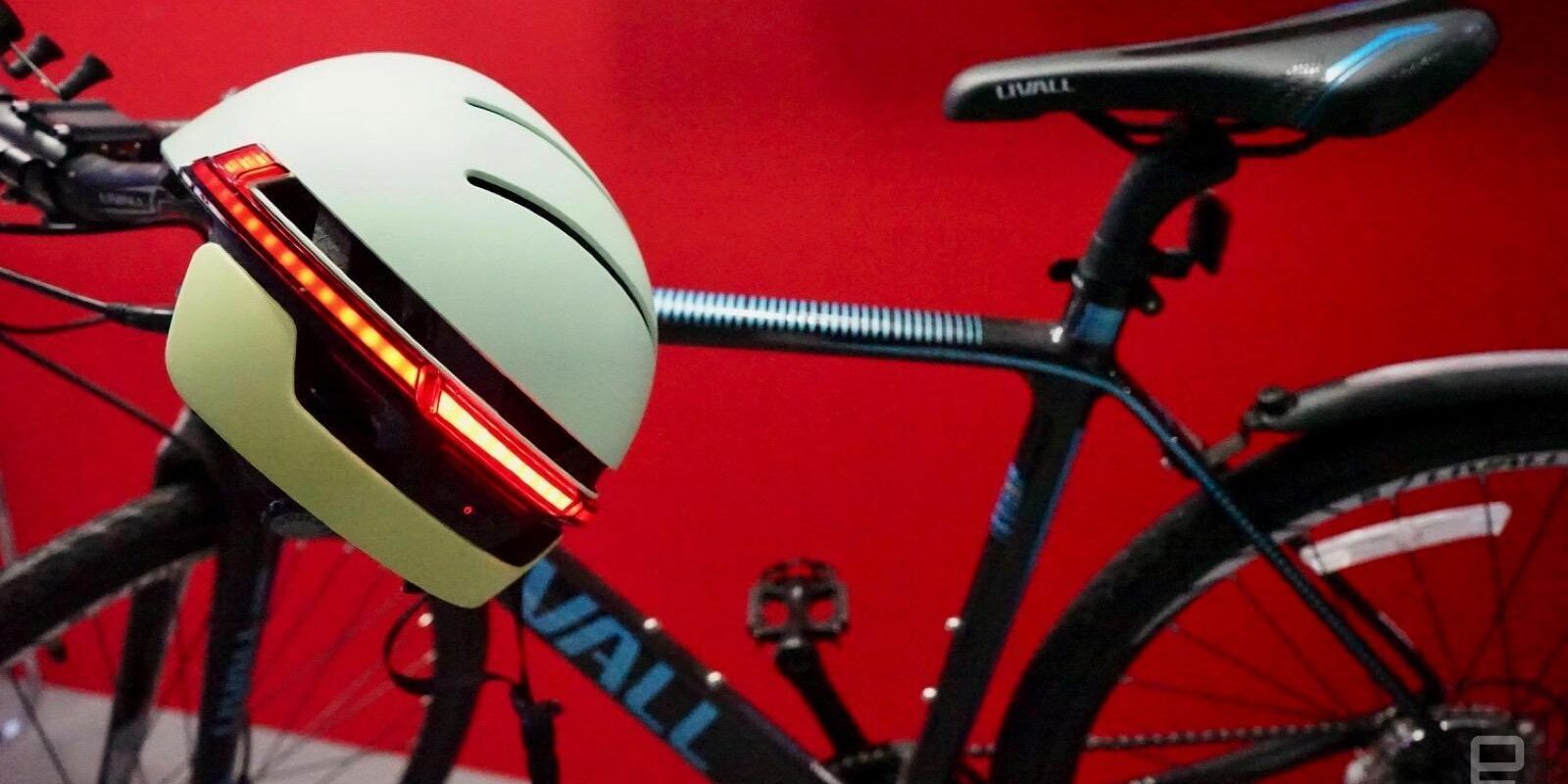 helmetphonelede
