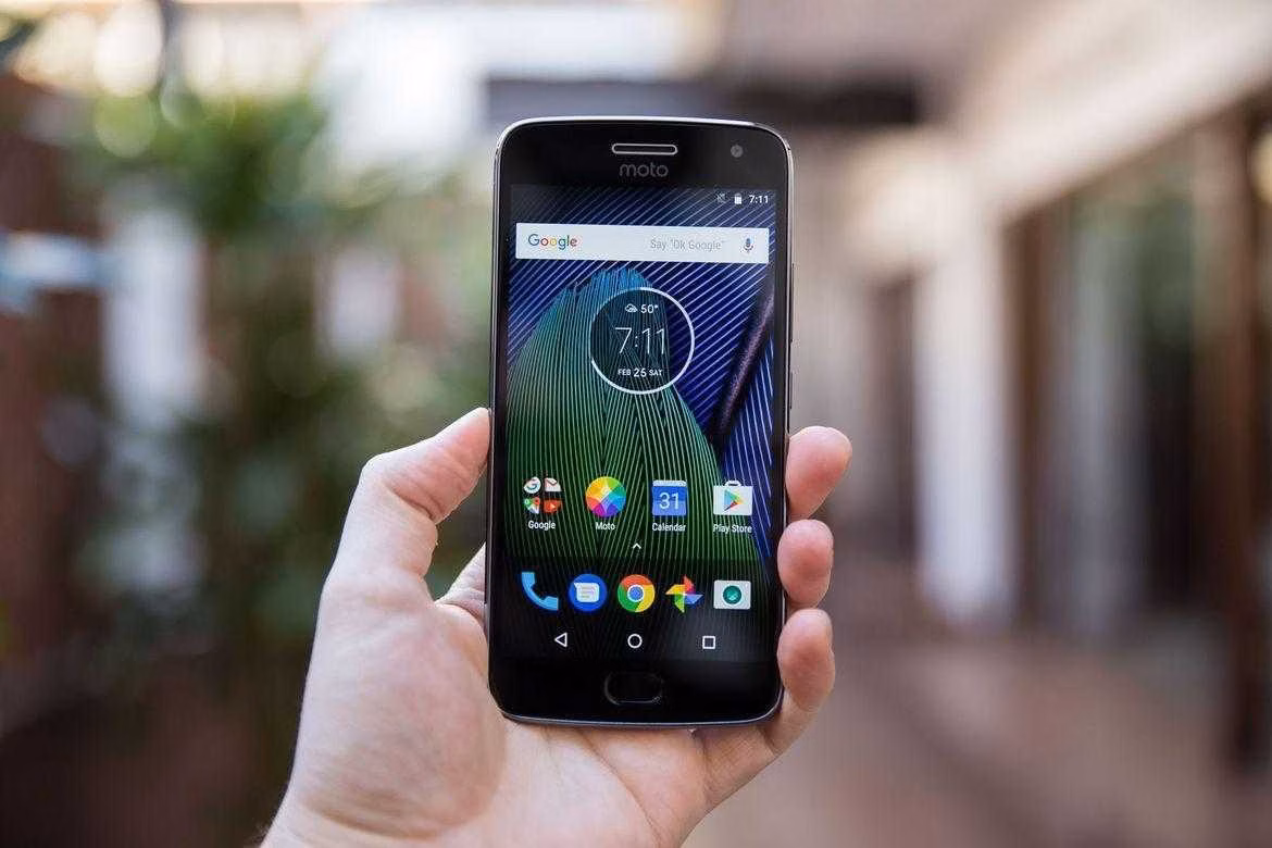Lenovo показала новый Moto Green Pomelo 2 motorola moto g5 plus 4