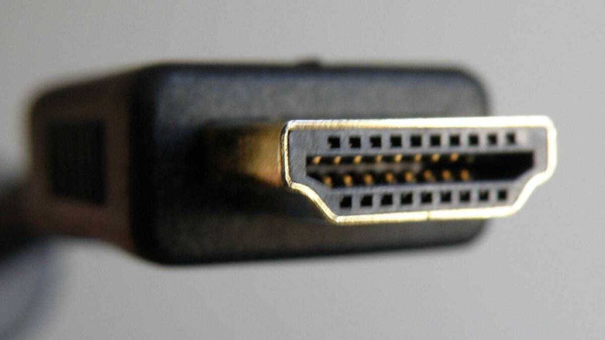 HDMI кабель с 24-контактным разъемом для передачи сигнала
