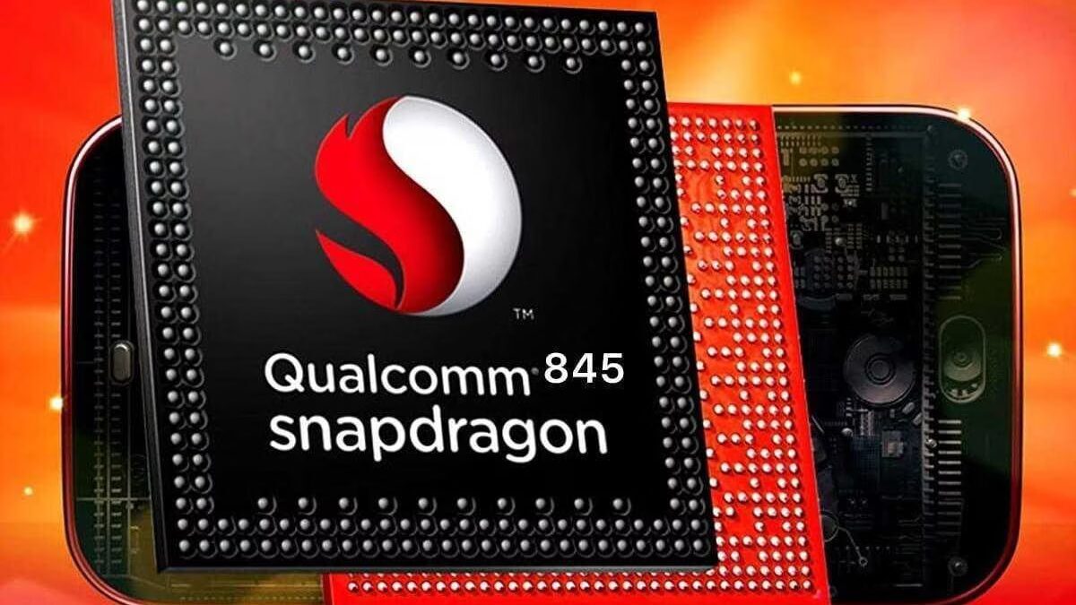 Внутренние компоненты смартфона с чипом Qualcomm Snapdragon 845
