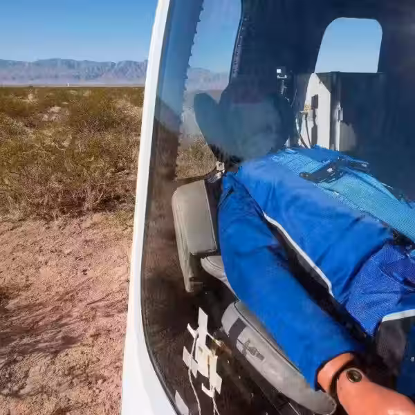 171213140323 mannequin skywalker blue origin 1280x720 1