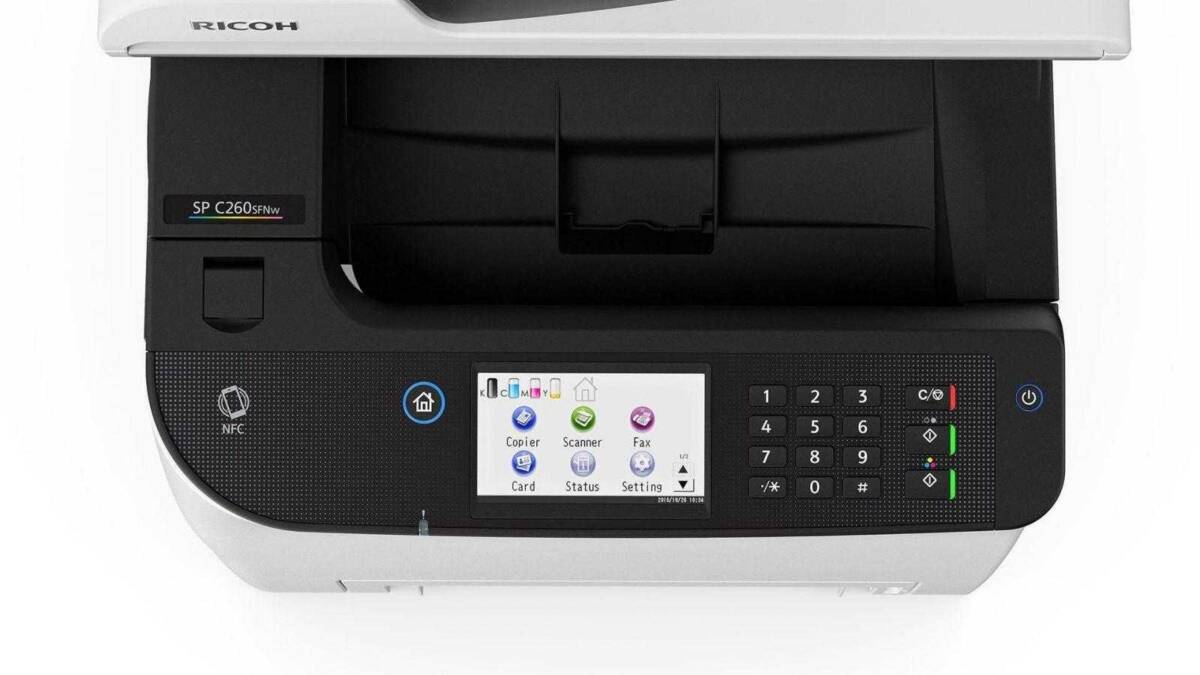 Вид сверху лазерного принтера Ricoh SP C260SFNw с панелью управления