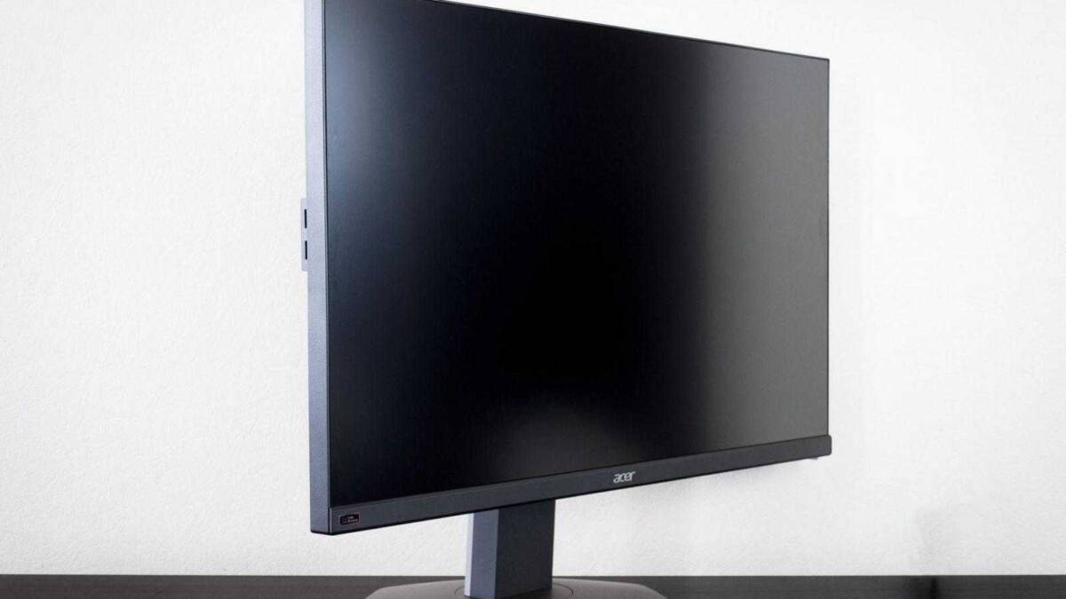 Черный монитор Acer ProDesigner BM320 с тонкими рамками