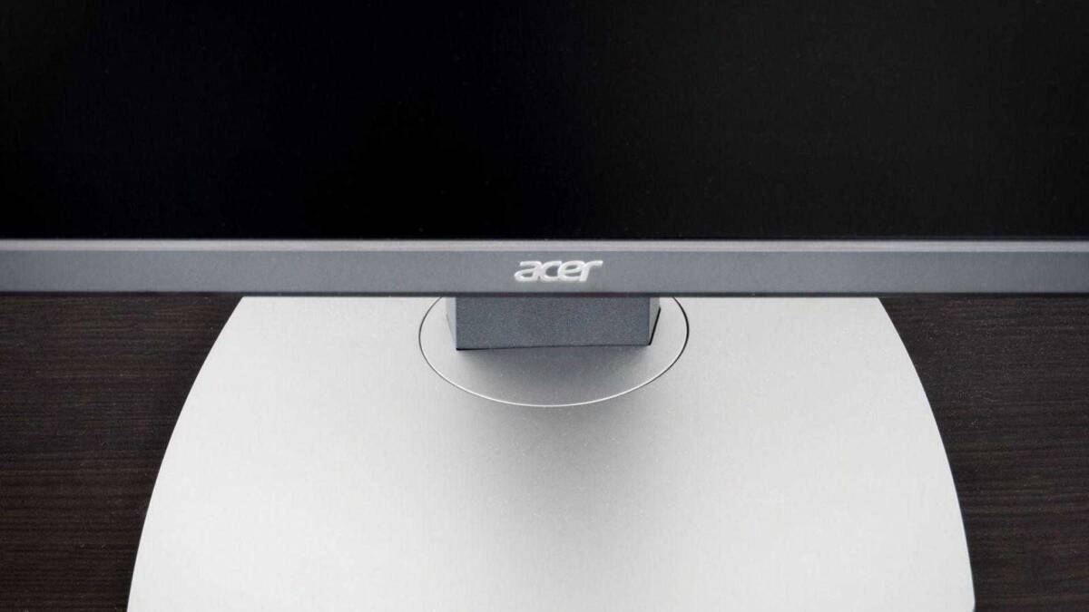 Монитор Acer ProDesigner BM320 с черным экраном и серой рамкой