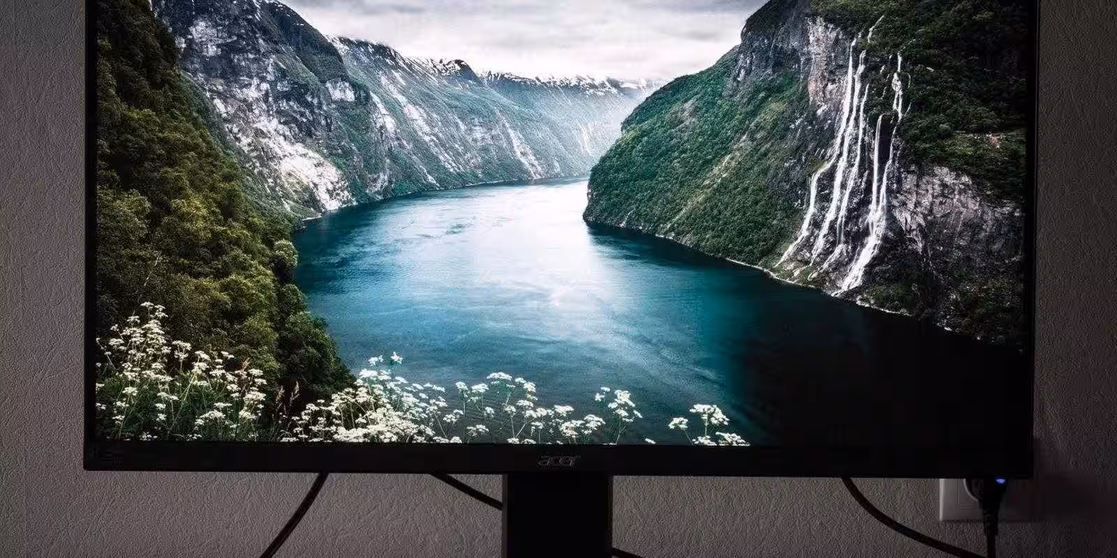 acer 320YaM16