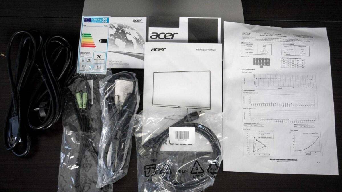 Комплект кабелей и документация для монитора Acer ProDesigner BM320
