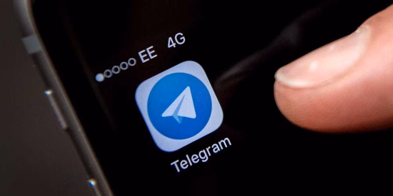 Эксперты нашли способ узнать телефонный номер пользователя Telegram 2 london england may 25 a close up view of the telegram messaging app is seen on a smart phone on