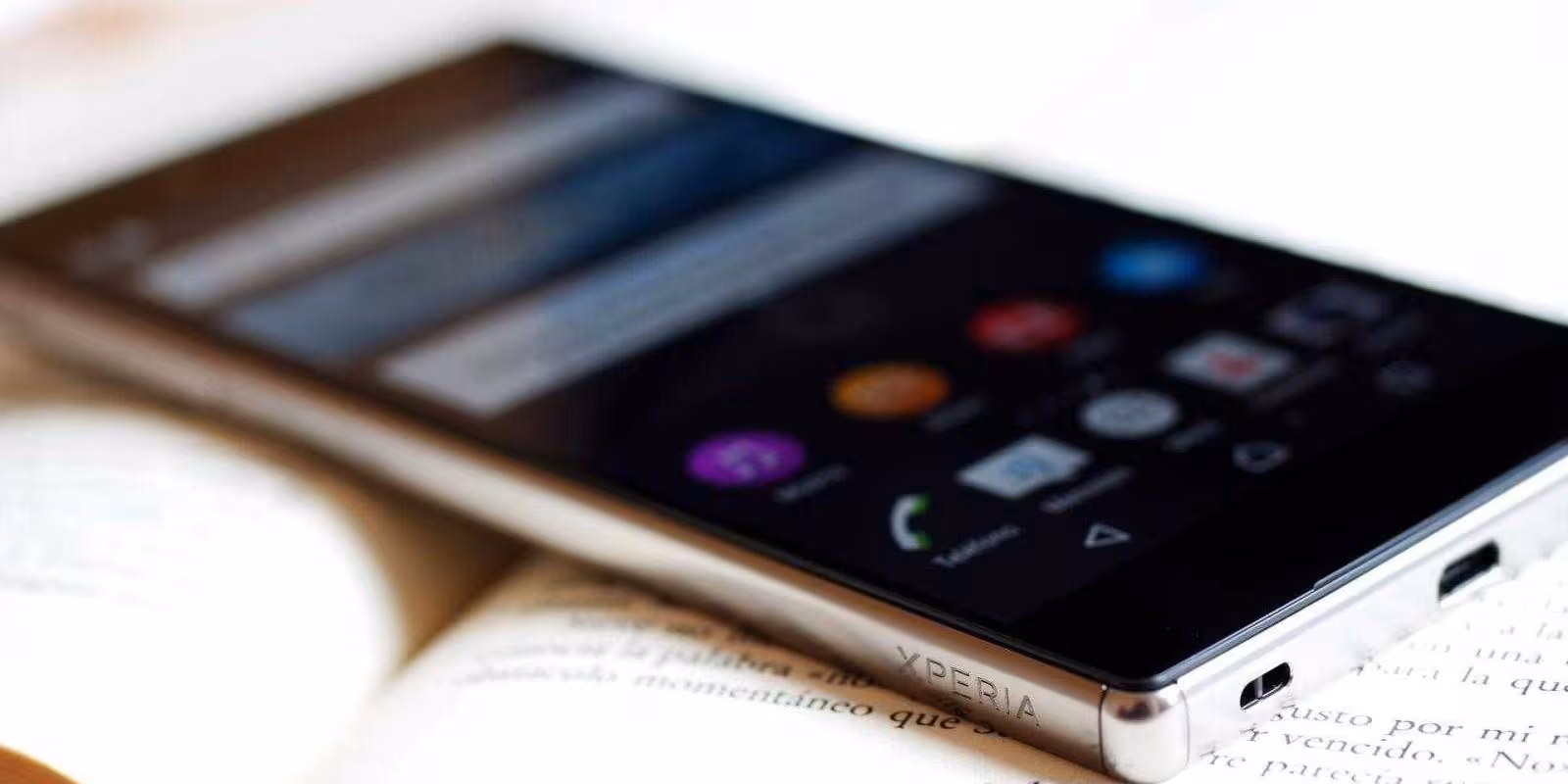 Слухи. Sony готовит смартфон Xperia XZ2 Pro с дисплеем 18:9 3 Frontal Sony Xperia Z5 Premium
