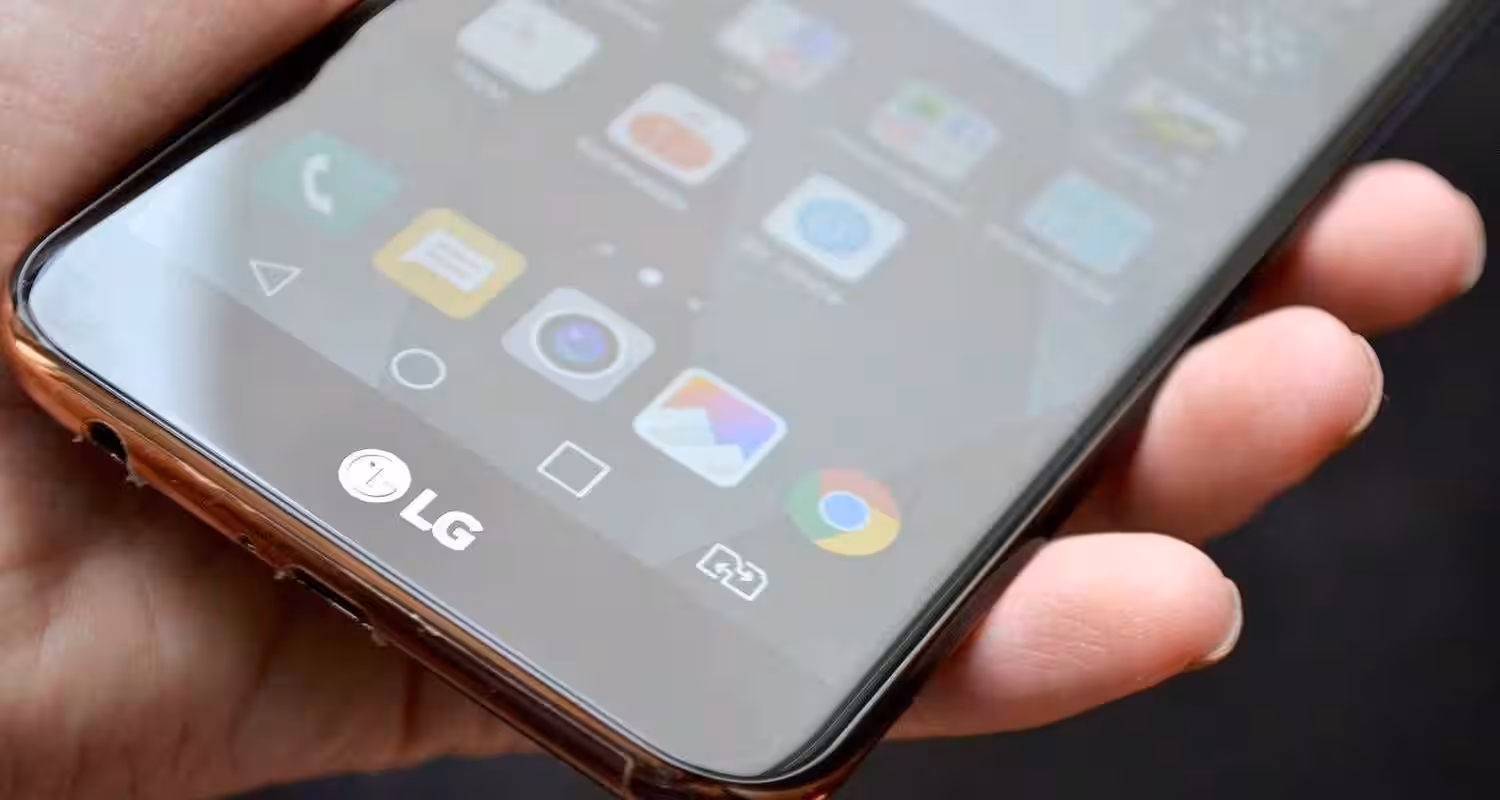 LG K10 2018 3