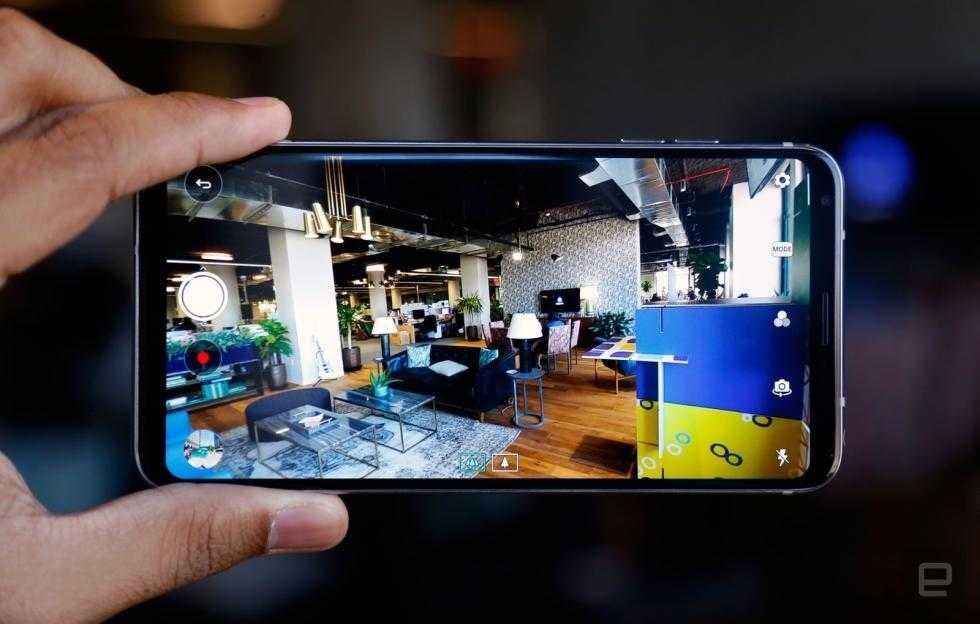 Samsung Galaxy S9 на MWC 2018 Samsung Galaxy S9 на MWC 2018