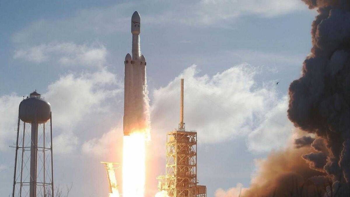 Запуск года: SpaceX отправила в космос Falcon Heavy 10 Ракета Falcon Heavy во время старта на космодроме