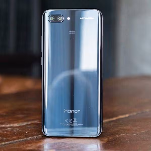 21 zadnyaya panel Honor 10