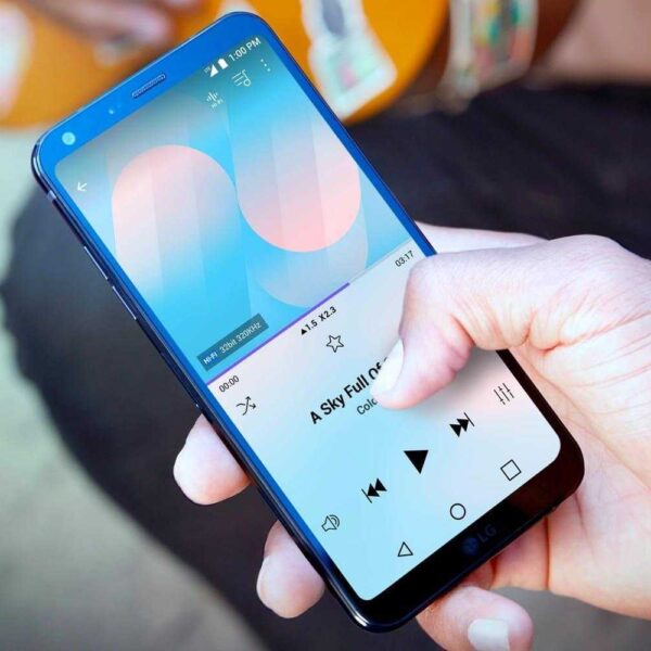 LG Q7 2