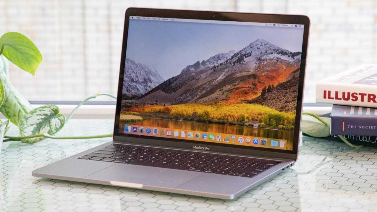 ТОП-9 крутых фишек Apple MacBook Pro 2018