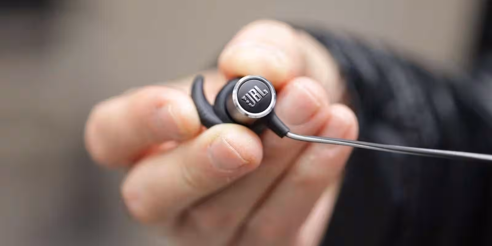JBL обновила линейку беспроводных гарнитур 2 jbl reflect mini 2