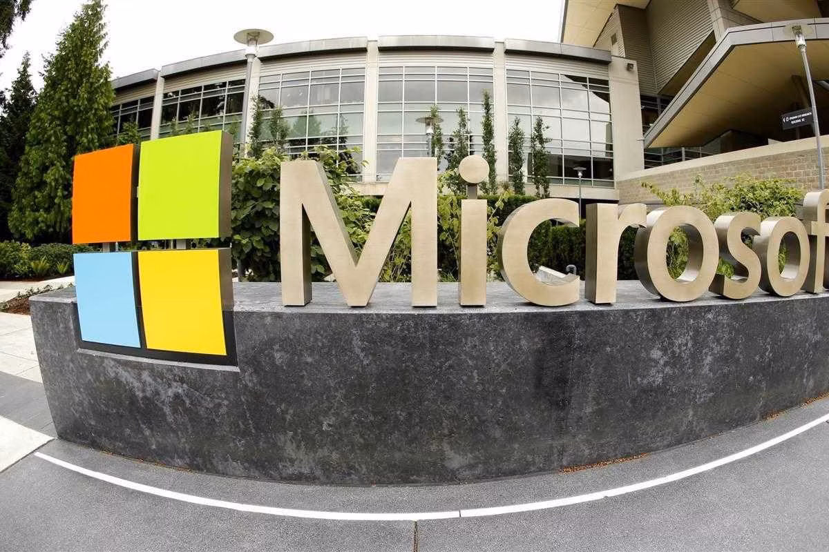 Приложение "Your Phone" от Microsoft расширит возможности iOS и Android 1 14659033751383627204