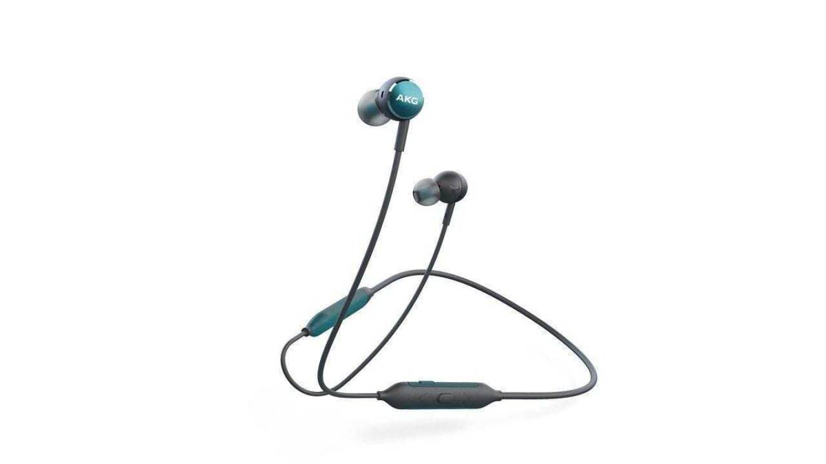 Наушники AKG Y серия с проводным подключением и пультом управления