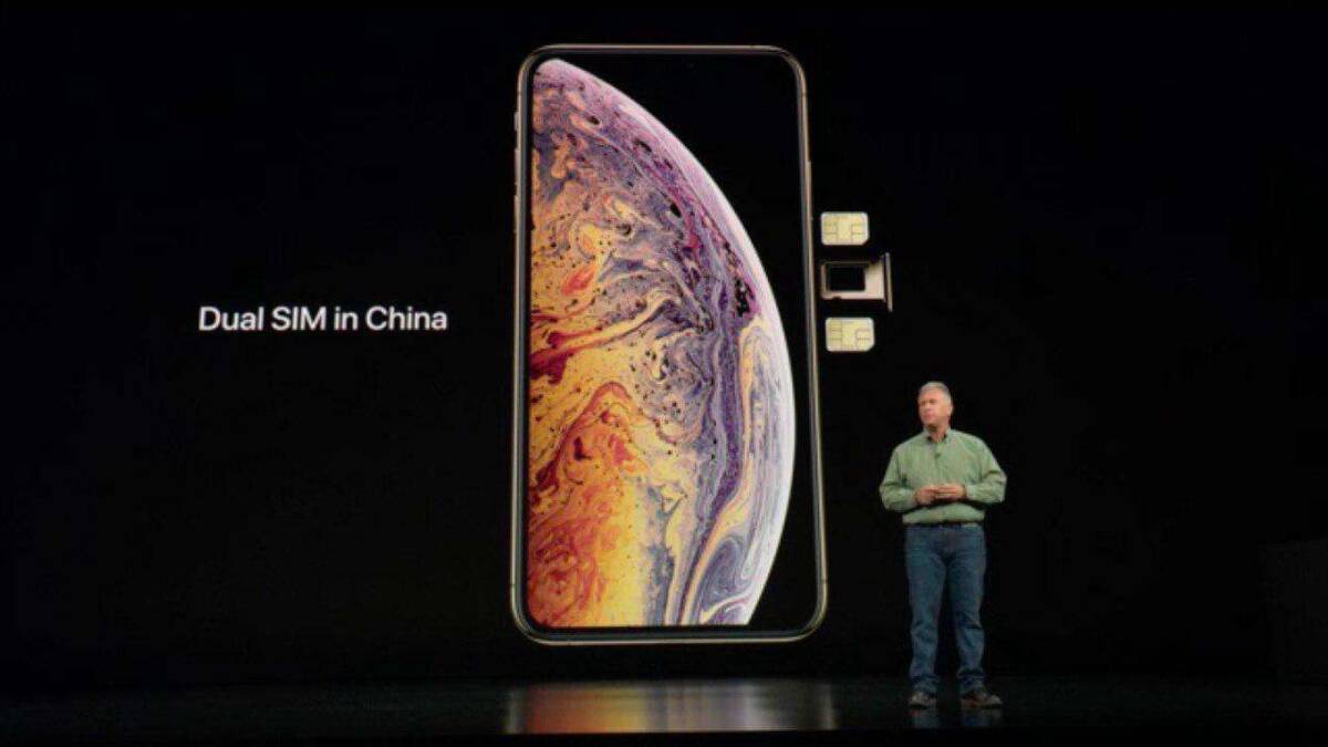 Apple представила самый мощный iPhone XS и XS Max 34 Робот-газонокосилка Dreame A1 Pro на зеленом газоне