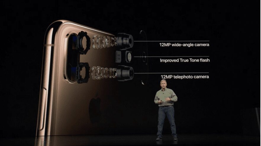 Apple представила самый мощный iPhone XS и XS Max 31 Камеры iPhone XS Max с широким углом и телеобъективом