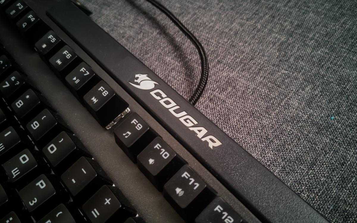 Cougar Ultimus
