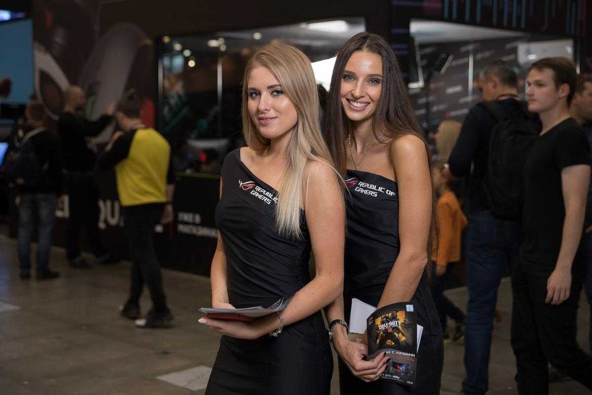 18+ Самые красивые девушки ИгроМир 2018 и Comic Con. День 1 52 igromir comic con devushka 16