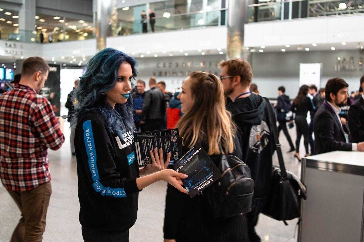 18+ Самые красивые девушки ИгроМир 2018 и Comic Con. День 1 45 igromir comic con devushka 24