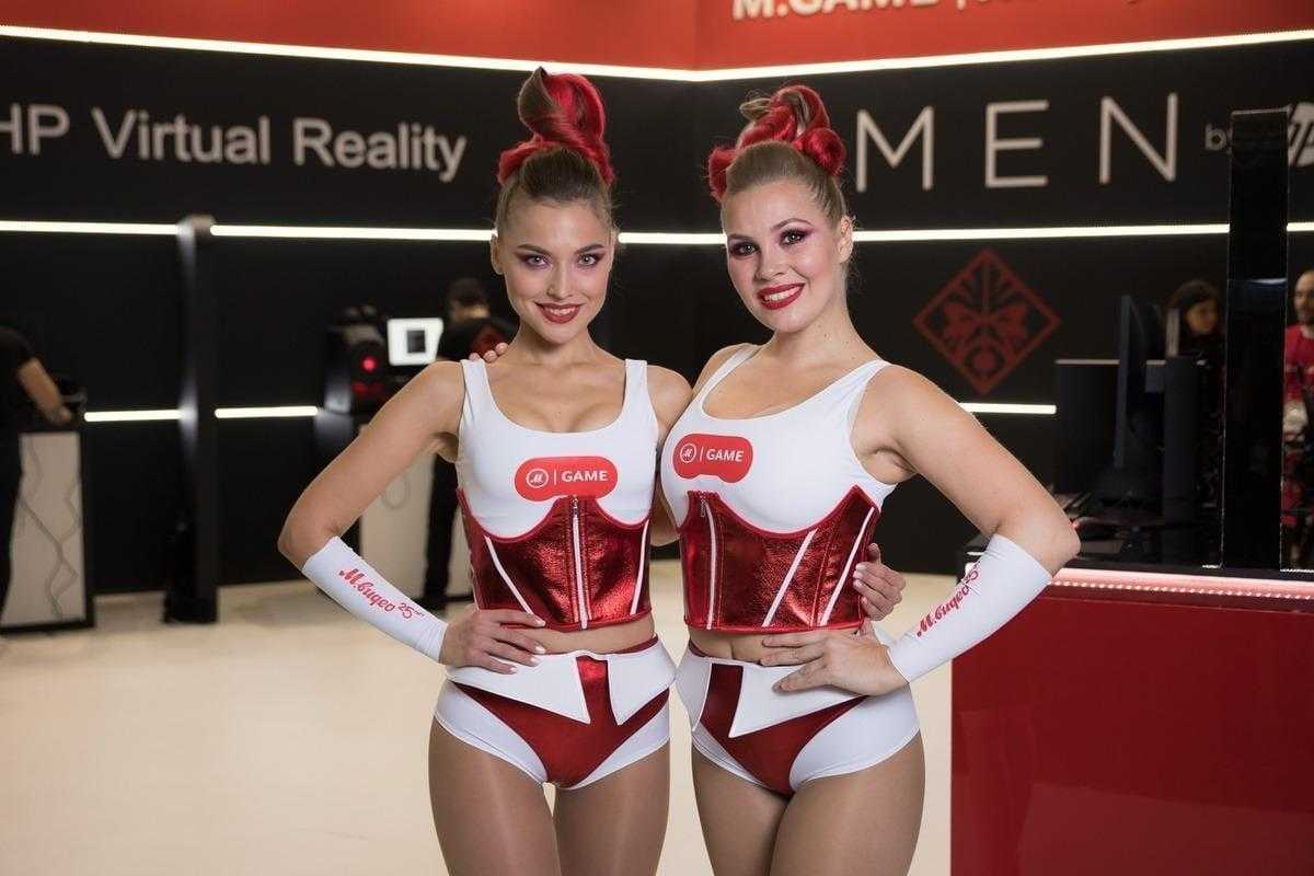 18+ Самые красивые девушки ИгроМир 2018 и Comic Con. День 1 40 igromir comic con devushka 39