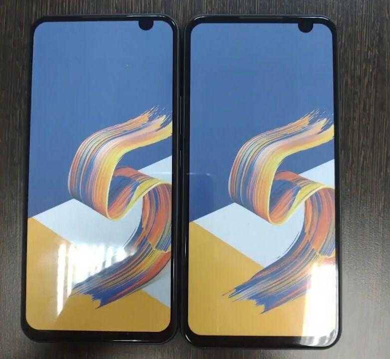 Два смартфона Pixel 3 XL с вырезами на экране