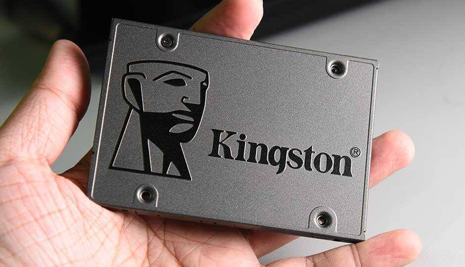 SSD Kingston Digital с логотипом и винтовыми отверстиями
