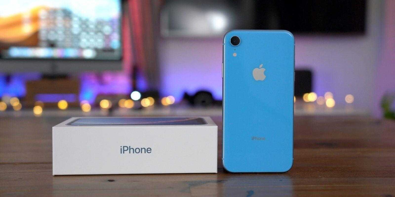 Apple утверждает, что iPhone XR продается лучше всех 1 iphone xr unboxing