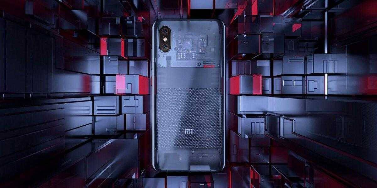 Задняя часть Xiaomi Mi 8 Pro с прозрачной панелью и разъемом камеры