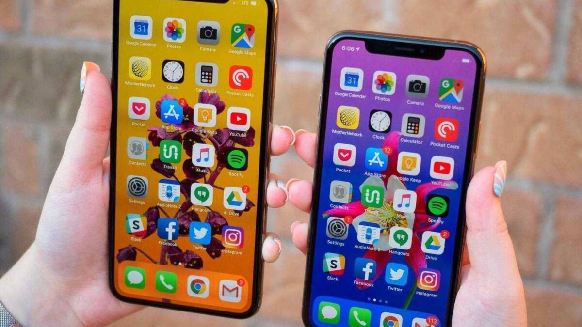 Главные события 2018 года 31 Два смартфона iPhone с яркими дисплеями и интерфейсом