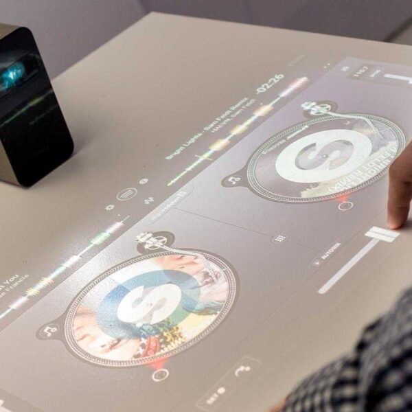 sony xperia touch3 thumb1200 4 3