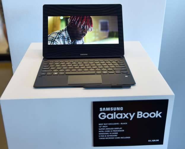 Samsung показала первый 15,6-дюймовый 4K OLED-экран для ноутбуков 4 Ноутбук Samsung Galaxy Book с дисплеем на экране