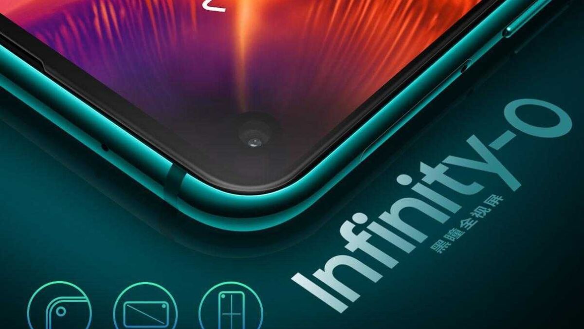 Экран смартфона Samsung Galaxy A9 Pro с отверстием для камеры в углу