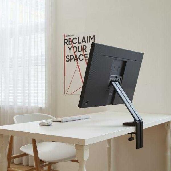 Samsung Space Monitor 4 2