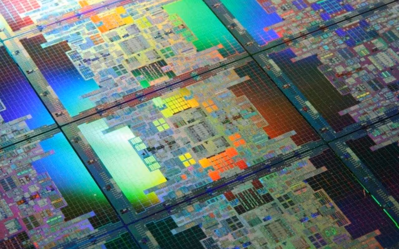 Последний Itanium. Intel прекращает выпуск процессора 9700 "Kittson" 3 2017 05 11 image 30