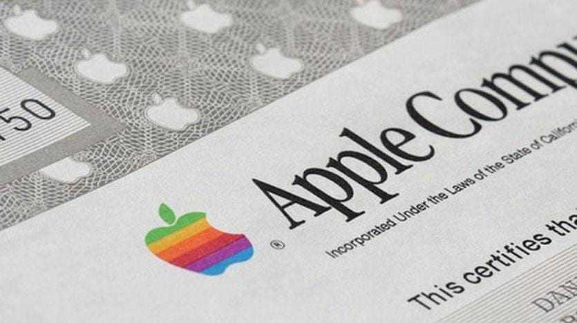 AppleComM